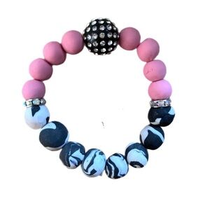 BRAND NEW ✨ Statement Bracelet with hand-rolled clay in pink & black/white.